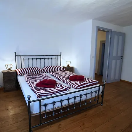 Feriehus Refukium Alte Brennerei - Im Zentrum Von Weissenburg *