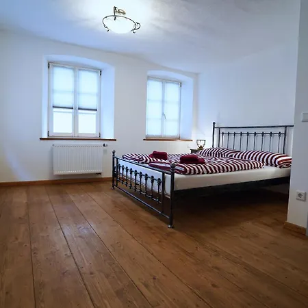 Refukium Alte Brennerei - Im Zentrum Von Weissenburg