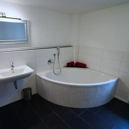 Refukium Alte Brennerei - Im Zentrum Von Weissenburg *